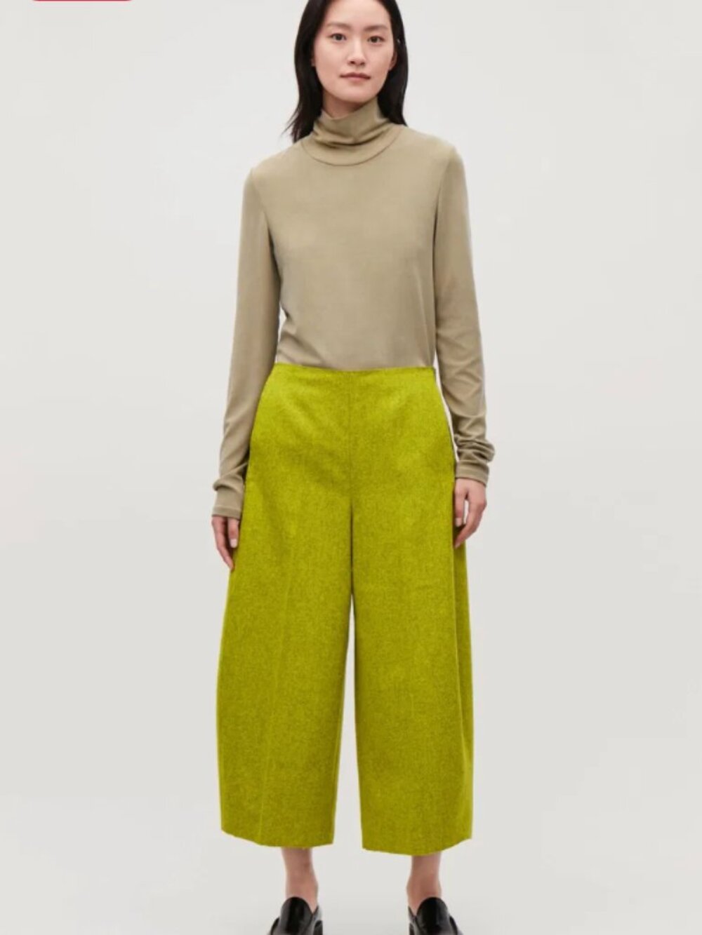 COS | Raw-Cut Rounded Wool Culottes | Size 6 - Picture 5 of 10